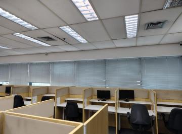 Comercial · 135m² · 4 Vagas · Sala comercial na Rua Bela Cintra, N. 904 - Conjunto 142 • 135 m²