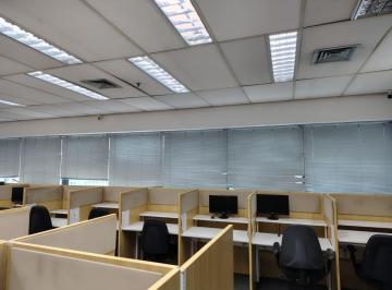 Comercial · 135m² · 4 Vagas · Sala comercial na Rua Bela Cintra, N. 904 - Conjunto 142 • 135 m²