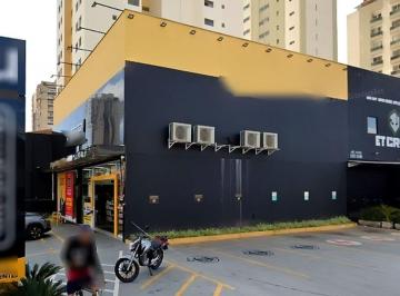 Comercial · 311m² · 9 Vagas · Loja na Avenida Padre Antônio José dos Santos, N. 1130 • 311 m²