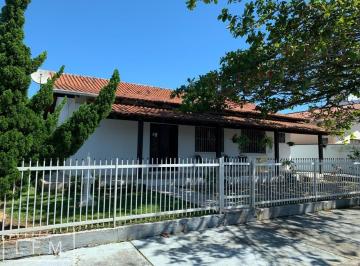 Casa · 200m² · 4 Quartos · 3 Vagas · casa com piscina a venda em Balneário Piçarras Sc
