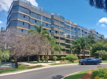 Apartamento de 4 quartos, Brasília · Apartamento 4 quartos, canto, nascente a venda no Sudoeste, edifício Via Carrara