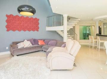 Casa · 207m² · 4 Quartos · 2 Vagas · Casa em condomínio 4 suítes no bairro Ecoville