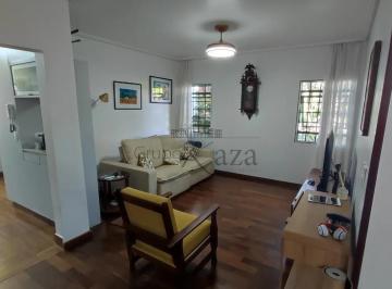 Casa · 382m² · 3 Quartos · 4 Vagas · Oportunidade - Casa Residencial - Jardim Esplanada - 3 Dormitórios - 190m².
