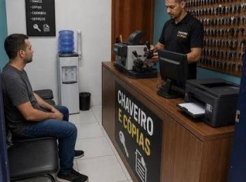 68a2f2b8d54313dd7ddd48f755baafcace6ae9a0 · LOJA PEQUENA EM LOCAL ESTRATÉGICO – IDEAL PARA CHAVEIRO