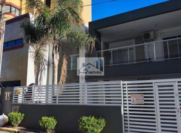 Casa · 525m² · 4 Quartos · 4 Vagas · Casa Alto Padrão em Centro, Balneário Piçarras/SC