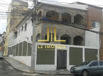 Casa · 178m² · 4 Quartos · 2 Vagas · CASA - 4 QUARTOS SENDO 1 SUÍTE - PITUBA