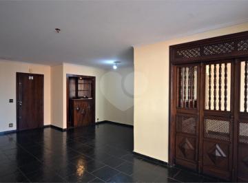Apartamento · 147m² · 3 Quartos · Apartamento com 3 quartos à venda em Centro - SP