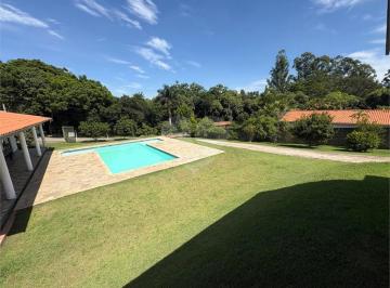 Casa · 210m² · 3 Quartos · 30 Vagas · Condomínio com 3 quartos à venda em Nova suiça - SP