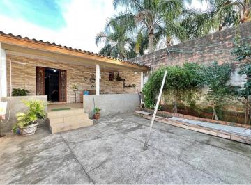 Casa · 240m² · 5 Quartos · 2 Vagas · Casa em São José