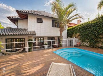Casa · 375m² · 4 Quartos · 10 Vagas · Casa de Alto Padrão com Piscina em Santa Felicidade - Curitiba