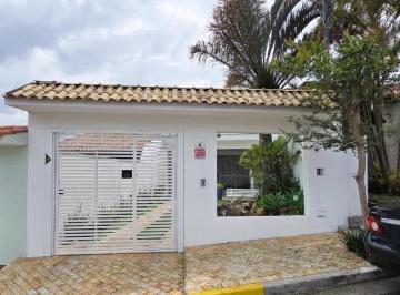 Photo 1 · Casa Assobrada com 3 Dormitórios (1 Suíte), 3 Vagas e 200m² à Venda – São Bernar