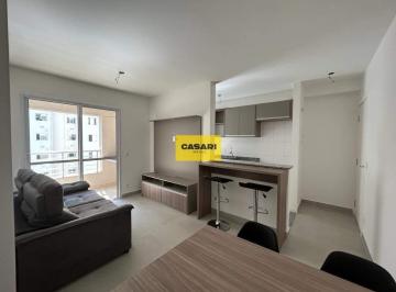 Apartamento · 65m² · 2 Quartos · 1 Vaga · Apartamento para Locação no Rudge Ramos com 2 Dormitórios (1 Suíte) e Varanda – SBC