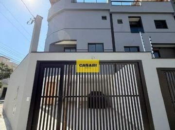 Casa · 130m² · 2 Quartos · 4 Vagas · Sobrado com 2 Suítes, 4 Vagas e 130m² à Venda – Próximo à Padaria Brasileira | Santo André