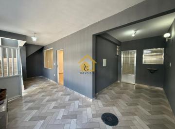 Foto 01 · Imperdível: Casa à venda no bairro Portuguesa, Rio de Janeiro-RJ, com 4 quartos, 2 salas, 3 banheiro