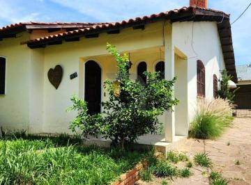 Casa · 175m² · 2 Quartos · 5 Vagas · Casa com 2 dormitórios para alugar, 175 m² - Dom Feliciano - Gravataí/RS