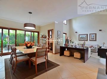 01 · PROXIMO LAGO, VARANDAS, ESPAÇO GOURMET, LOCAL NOBRE E AGRADÁVEL, REFORMADA