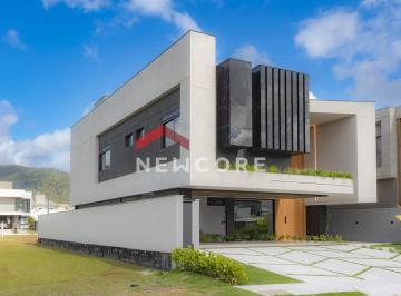 Casa · 356m² · 4 Quartos · 3 Vagas · Casa de condomínio em  Rua Ivo José Rebello, 610 - Santa Regina - Camboriú/SC