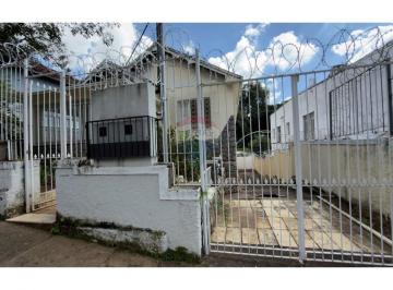 Casa · 140m² · 6 Quartos · 4 Vagas · Casa Reformada com 6 Quartos na Barão de Cataguases – Ideal para Residencial ou Comercial