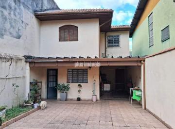 Casa · 214m² · 3 Quartos · 2 Vagas · Excelente localização proximo ao consulado Americano