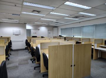 Comercial · 135m² · 4 Vagas · Sala comercial na Rua Bela Cintra, N. 904 - Conjunto 141 • 135 m²