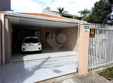 Casa de 3 quartos, Curitiba · Casa com 3 quartos e 233 m² à venda em Uberaba, Curitiba