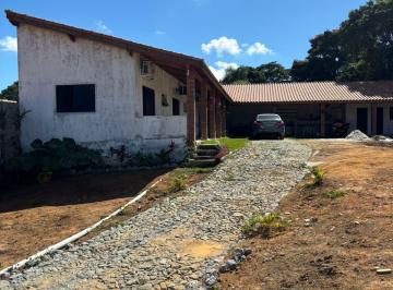 Rural de 3 quartos, Santa Branca · Vende se ou troca chácara em Santa Branca