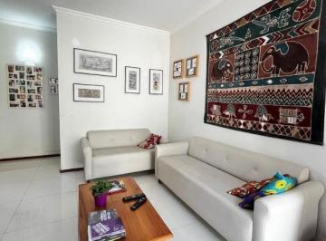 Casa · 203m² · 3 Quartos · 2 Vagas · Casa à venda em Cotia, Granja Carneiro Viana, com 3 quartos, com 203 m²