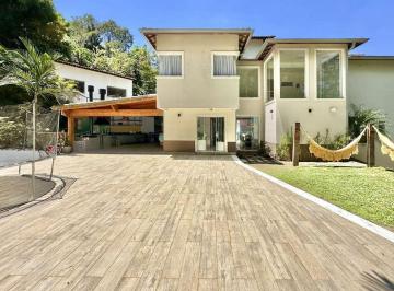 Casa · 483m² · 4 Quartos · 3 Vagas · Casa à venda em Carapicuíba, Chácara Santa Lúcia, com 4 quartos, com 483.5 m², Fazendinha