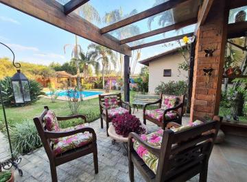 Casa · 690m² · 5 Quartos · 4 Vagas · Casa à venda em Cotia, Parque Dom Henrique, com 5 quartos, com 690 m², Condomínio Dom Henrique III