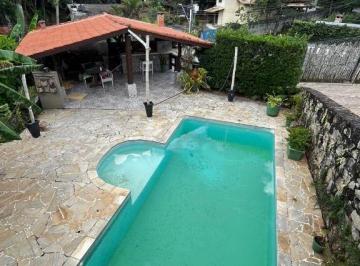 Casa · 350m² · 3 Quartos · 5 Vagas · Casa à venda em Cotia, Granja Carneiro Viana, com 3 suítes, com 350 m²