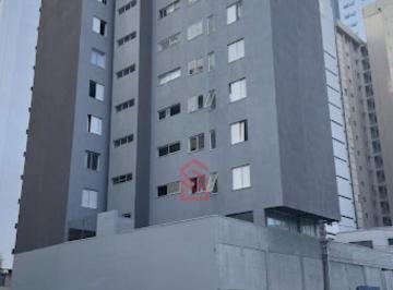 Foto 01 · Apartamento à venda frente ao Shopping Curitiba: 2 quartos, 2 salas, 2 banheiros, 1 vaga de garagem,