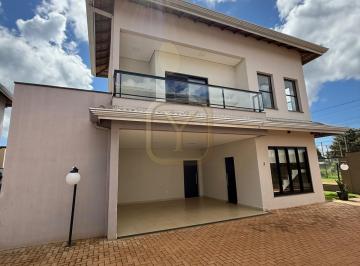Foto 02 · Casa de Locação de Luxo em Chapada dos Guimarães-MT: 03 Quartos, 03 Suítes, 3 Salas, 2 Vagas de Gara