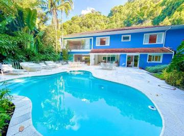 Casa · 580m² · 5 Quartos · 3 Vagas ·
Gávea |Maravilhosa casa à venda na Gávea com 5 suítes | 580 m²