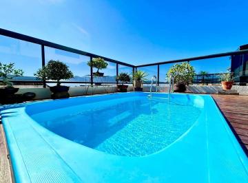 Apartamento · 281m² · 3 Quartos · 3 Vagas · 
                                Excelente cobertura totalmente reformada e sofisticada, com vista m