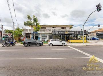 Comercial de 3 quartos, Curitiba · Imóvel comercial e residencial na esquina mais movimentada da Fanny com 4 lojas + apartamento.