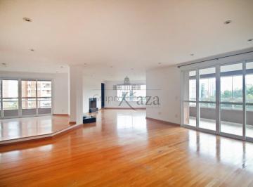 Apartamento · 334m² · 4 Quartos · 5 Vagas · Apartamento - Panamby - 4 Dormitórios - 334m².