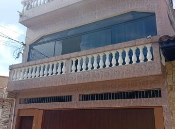 Casa de 3 quartos, Itaquaquecetuba · Casa com 3 Dorms e 2 vagas na garagem Vl. Vírginia