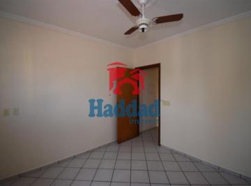 Casa · 3 Quartos · 3 Vagas · CASA SOBRE LOJA CENTRO