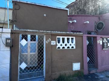 Casa · 60m² · 2 Quartos · EXELENTE IMÓVEL NO PARQUE ARAXÁ