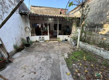 Casa de 2 quartos, Peruíbe · Casa com 02 dormitórios para Venda, Peruíbe / SP