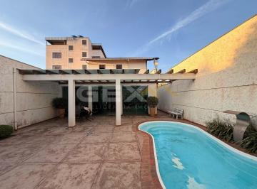 Casa · 412m² · 4 Quartos · 2 Vagas · Casa à Venda com 04 Quartos no Bairro Espírito Santo em Divinópolis MG.