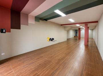 Comercial · 160m² · Imperdível ponto comercial para locação em Santo Amaro, São Paulo-SP! 160m², 1 banheiro. Venha confe