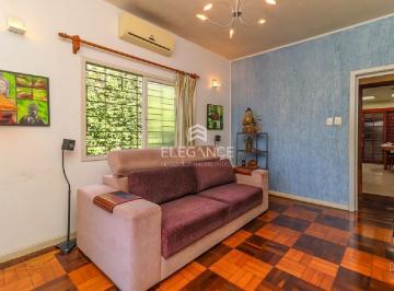 Foto 01 · Casa com pátio à venda em Porto Alegre-RS, Passo da Areia: 3 quartos, 1 suíte, 3 banheiros, 3 vagas,