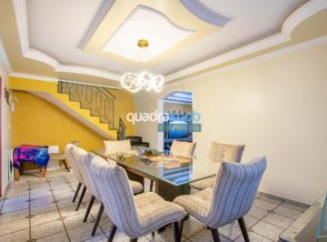 Casa de 3 quartos, Brasília · QNL 8 Excelente Casa Ampla e Confortável Área Gourmet na Cobertura!