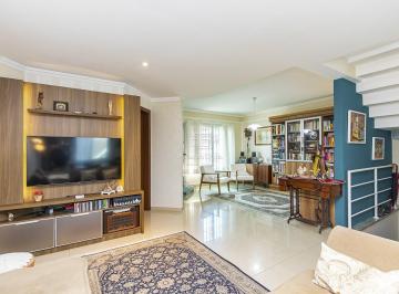 Casa · 239m² · 3 Quartos · 3 Vagas · Triplex semi mobiliado ,com quintal