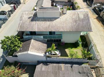Casa · 214m² · 3 Quartos · 4 Vagas · Casa com 3 quartos e 261 m² à venda em Piçarras