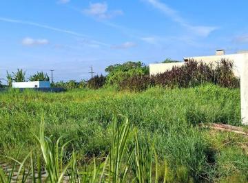 Terreno · 450m² · Terreno de 450 m² à venda em Atami