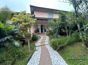 Casa · 574m² · 3 Quartos · 6 Vagas · Casa à venda em condomínio fechado em Arujá com 1.660 m² de terreno