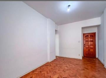 Apartamento en Venda de 2 quartos Laranjeiras · 2 Quartos +dependência reversível. No coração de Laranjeiras. Silencioso e bem distribuído! Agende*