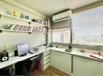 Casa · 44m² · Sala Comercial em Centro